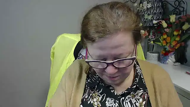 Snapshot of Adelewildx chatting on February 4, 2026, 4:07 am Adelewildx online show from February 4, 2026, 4:07 am