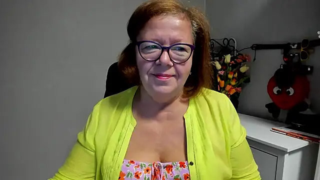 Snapshot of Adelewildx chatting on July 14, 2026, 3:00 am Adelewildx online show from July 14, 2026, 3:00 am