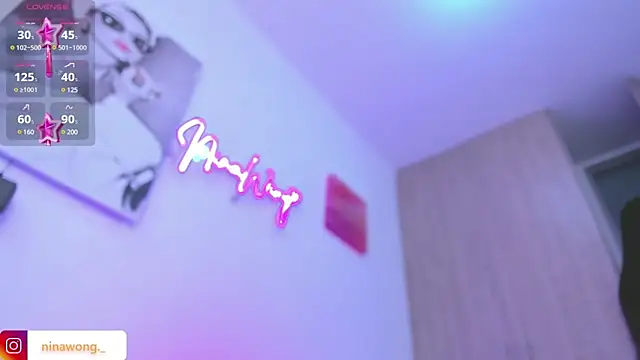 NinaWong online show from March 19, 2025, 7:38 pm