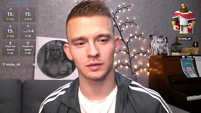 Marvelboy  online show from December 18, 2024, 9:51 pm