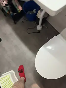 adam123456654321 online show from February 9, 2025, 4:50 pm