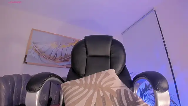 ZoePresleyX online show from February 21, 2025, 1:44 am