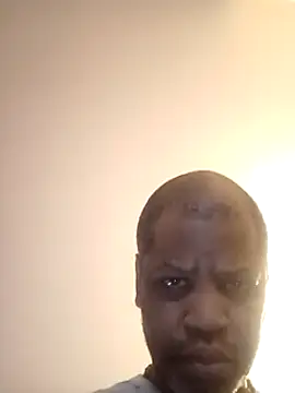 alfiebrown007 online show from March 18, 2025, 6:36 am