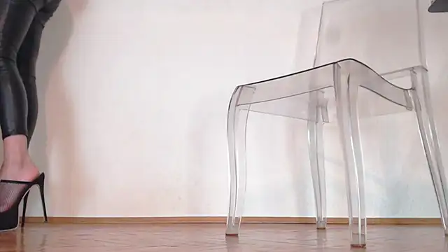 Lady-Nymph online show from January 29, 2025, 3:47 pm