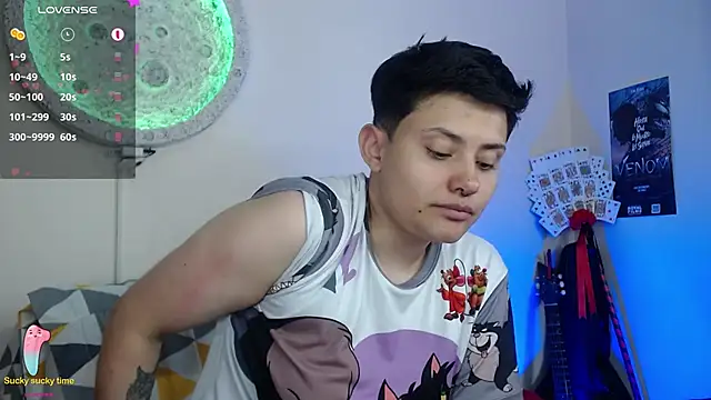 girl intense444 online show from February 17, 2025, 4:26 pm