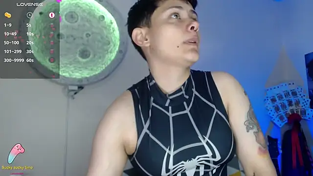 girl intense444 online show from February 21, 2025, 4:48 pm