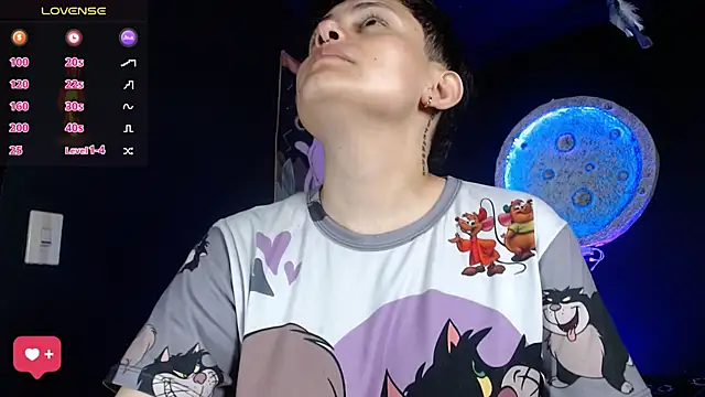 girl intense444 online show from December 19, 2025, 12:56 pm