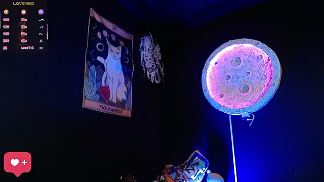 girl intense444 online show from March 4, 2026, 1:17 pm