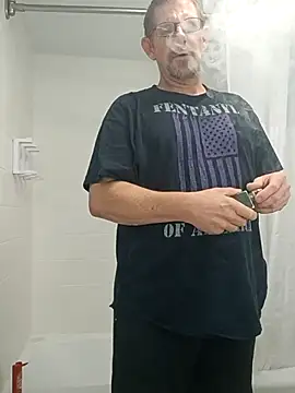 Snapshot of sex4fun_21 chatting on April 15, 2026, 3:24 am sex4fun 21 online show from April 15, 2026, 3:24 am