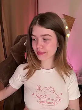 Snapshot of AmberIIey chatting on September 24, 2025, 6:33 pm AmberIIey online show from September 24, 2025, 6:33 pm