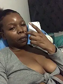 Snapshot of cherryontopy chatting on January 2, 2025, 8:02 pm cherryontopy online show from January 2, 2025, 8:02 pm