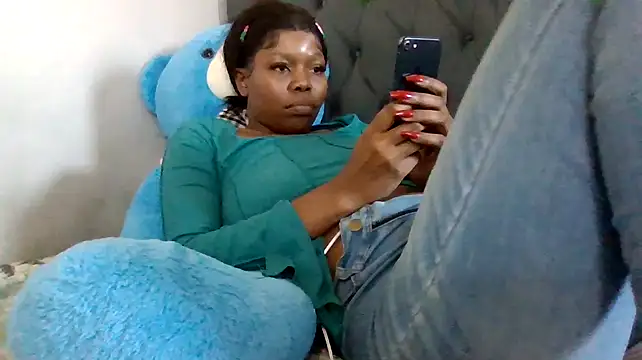 Snapshot of cherryontopy chatting on February 10, 2025, 4:04 pm cherryontopy online show from February 10, 2025, 4:04 pm