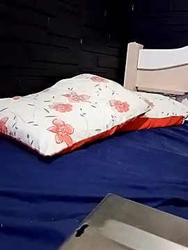 KrikaCat online show from March 3, 2025, 10:10 pm