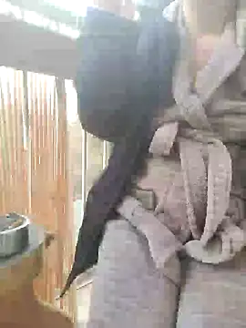 Snapshot of germanwoman01 chatting on February 23, 2025, 11:00 am germanwoman01 online show from February 23, 2025, 11:00 am