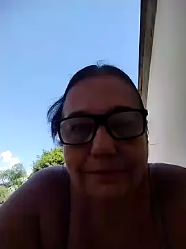 Snapshot of catdool chatting on January 22, 2025, 4:12 pm catdool online show from January 22, 2025, 4:12 pm