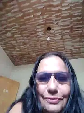 Snapshot of catdool chatting on February 9, 2025, 4:18 pm catdool online show from February 9, 2025, 4:18 pm