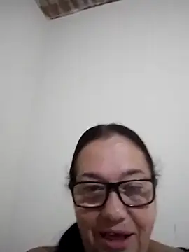 Snapshot of catdool chatting on February 12, 2025, 11:18 am catdool online show from February 12, 2025, 11:18 am