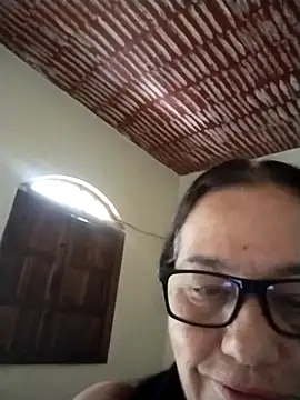 Snapshot of catdool chatting on February 22, 2025, 12:29 pm catdool online show from February 22, 2025, 12:29 pm