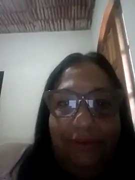 Snapshot of catdool chatting on October 14, 2025, 9:43 am catdool online show from October 14, 2025, 9:43 am