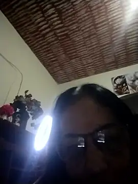 Snapshot of catdool chatting on January 16, 2026, 2:37 am catdool online show from January 16, 2026, 2:37 am