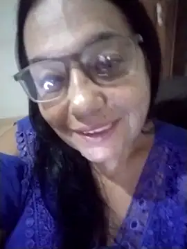 Snapshot of catdool chatting on February 6, 2026, 3:00 am catdool online show from February 6, 2026, 3:00 am