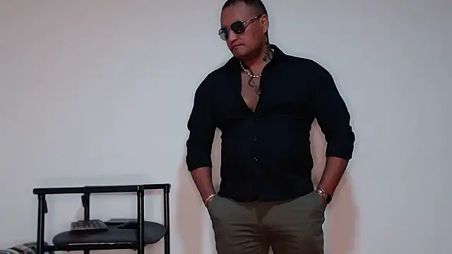 hardrock982 online show from September 9, 2025, 1:54 pm