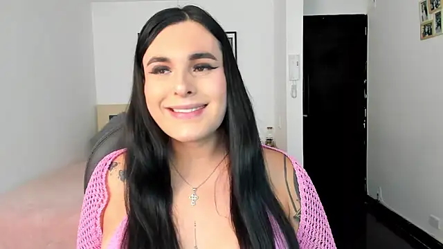 naty pink online show from April 10, 2026, 3:28 pm