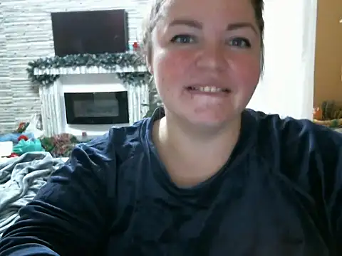 cute  cherry online show from December 12, 2024, 10:20 pm