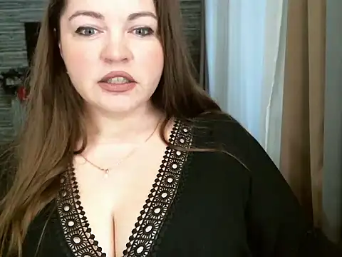 cute  cherry online show from February 14, 2025, 1:40 pm