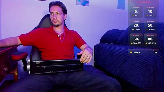 Snapshot of Alex_smith00 chatting on January 15, 2025, 3:43 am Alex smith00 online show from January 15, 2025, 3:43 am