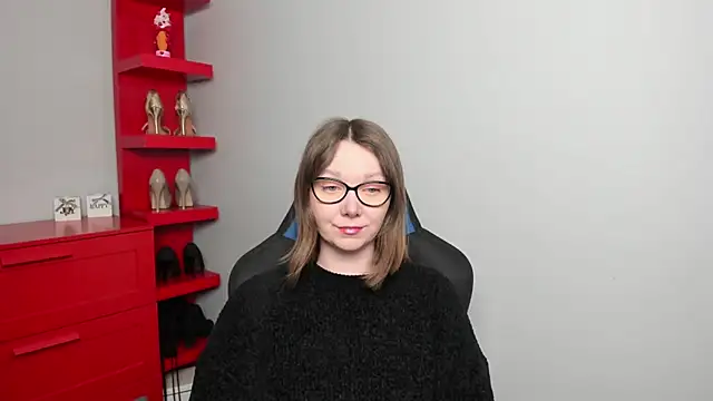 Cookie zoe online show from February 18, 2026, 6:31 am