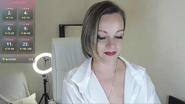 Snapshot of Tilly_Eliot chatting on February 20, 2025, 10:59 pm Tilly Eliot online show from February 20, 2025, 10:59 pm