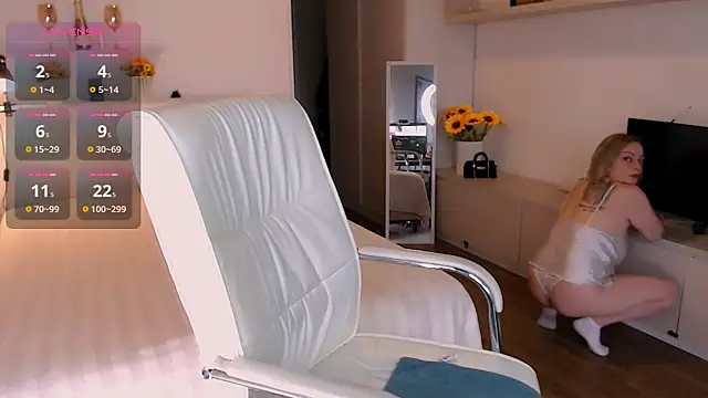 Snapshot of Tilly_Eliot chatting on October 5, 2025, 7:01 pm Tilly Eliot online show from October 5, 2025, 7:01 pm