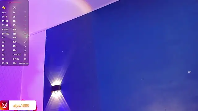 alysson 18 online show from February 17, 2025, 12:59 pm