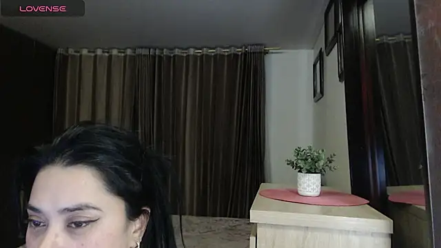 princesskelly online show from October 22, 2025, 2:56 am