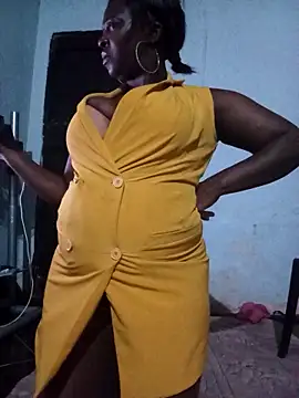 Snapshot of Cinderellablack chatting on November 24, 2025, 12:21 am Cinderellablack online show from November 24, 2025, 12:21 am