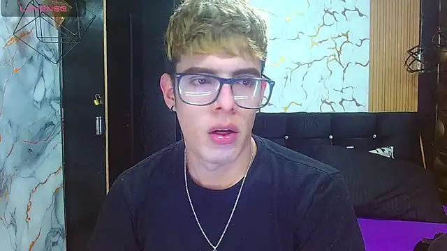 angel sexyevil online show from January 14, 2026, 12:11 pm