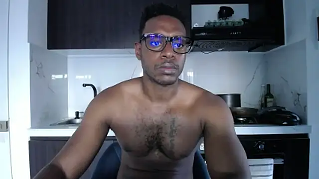 Snapshot of LudvikGaft chatting on February 21, 2026, 10:33 pm LudvikGaft online show from February 21, 2026, 10:33 pm