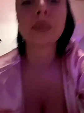 YreneRay online show from December 4, 2024, 11:19 am