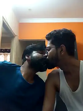 arhan3043 online show from January 1, 2025, 6:58 am