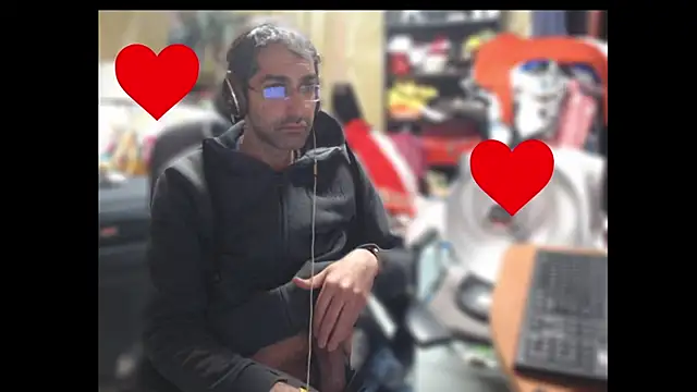 Snapshot of Gsmile1 chatting on January 27, 2025, 9:33 pm Gsmile1 online show from January 27, 2025, 9:33 pm