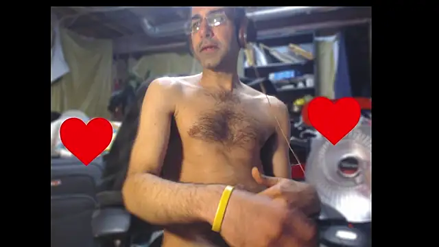 Snapshot of Gsmile1 chatting on March 5, 2025, 11:05 pm Gsmile1 online show from March 5, 2025, 11:05 pm