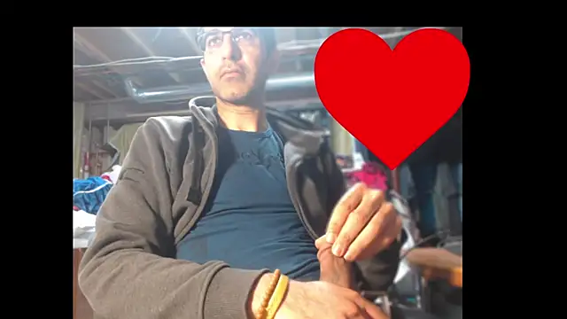 Snapshot of Gsmile1 chatting on April 3, 2026, 6:28 pm Gsmile1 online show from April 3, 2026, 6:28 pm