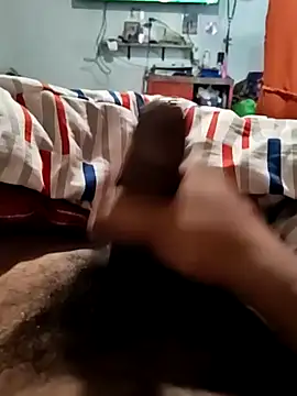 Gerardo31017 online show from November 7, 2025, 2:50 pm