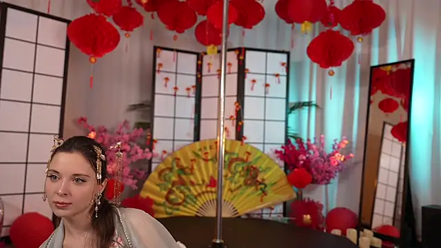 KittyCaitlin online show from February 11, 2025, 6:55 pm