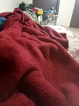 modelo38528061 online show from December 23, 2024, 2:56 am