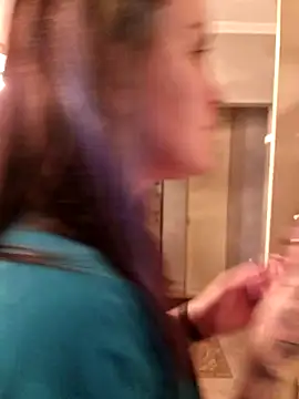 LazyTanukii online show from November 10, 2025, 6:12 am