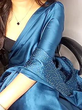 Snapshot of aliyaah_singh chatting on November 20, 2025, 5:23 pm aliyaah singh online show from November 20, 2025, 5:23 pm