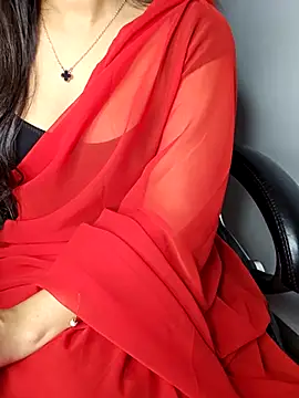 Snapshot of aliyaah_singh chatting on December 21, 2025, 6:48 pm aliyaah singh online show from December 21, 2025, 6:48 pm