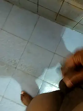 dinesh682 online show from November 14, 2025, 7:56 pm